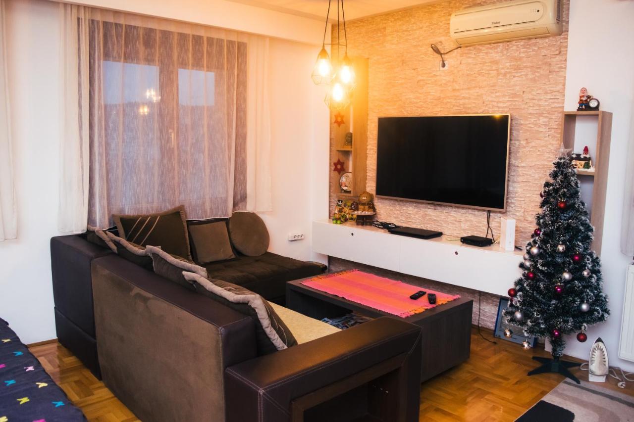 Apartment Aleksija Ni المظهر الخارجي الصورة